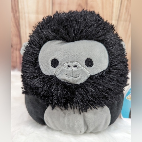 Squishmallows Aron the Gorilla‎ 8-in Plush NWT - Picture 2 of 5